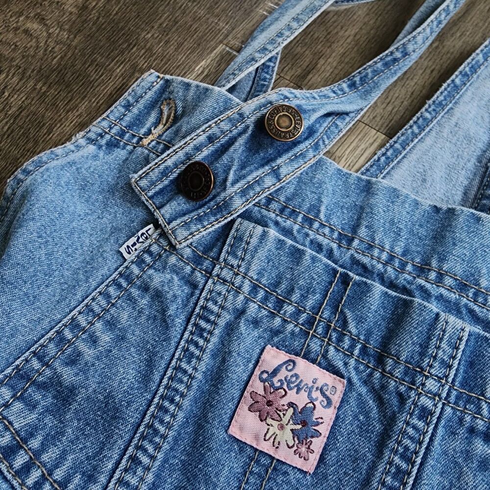 Vintage Levi's Overalls Pink Flower Patch Womens XL Light Blue Denim Bibs 90's - Picture 9 of 13